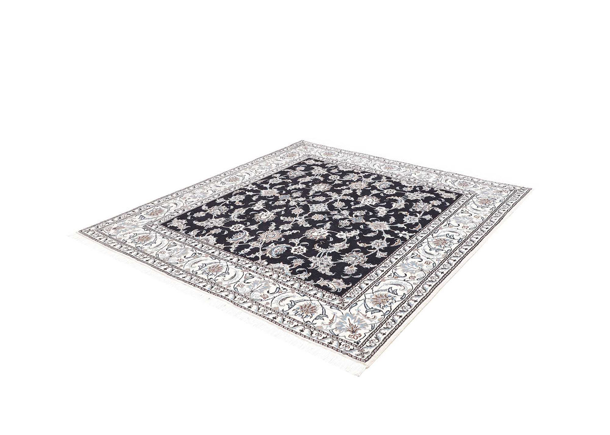 Tappeto Nain 207 X 195 Cm
