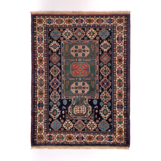 Tappeto Ghucian 181 X 136 CM