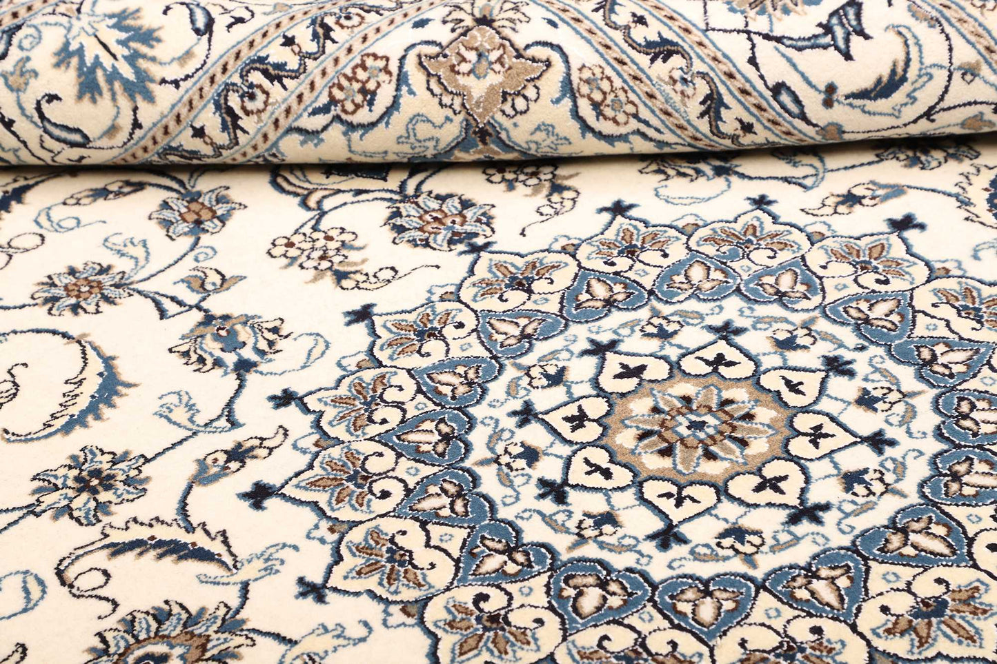 Tappeto Nain 300 X 204 CM