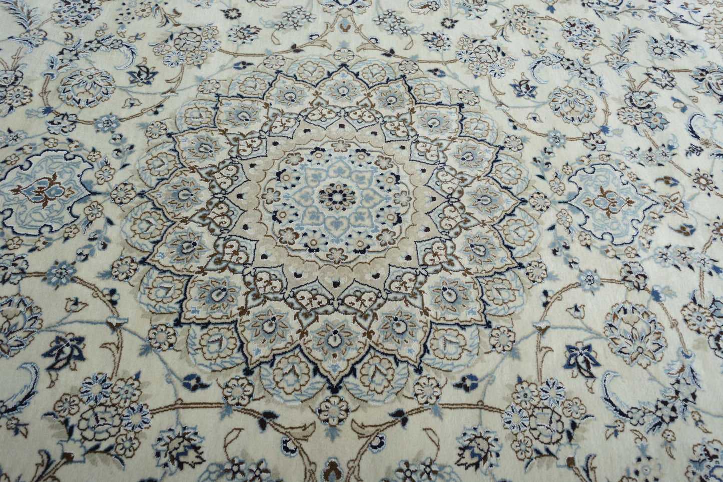 Tappeto Nain 9 Fili 342 X 245 CM