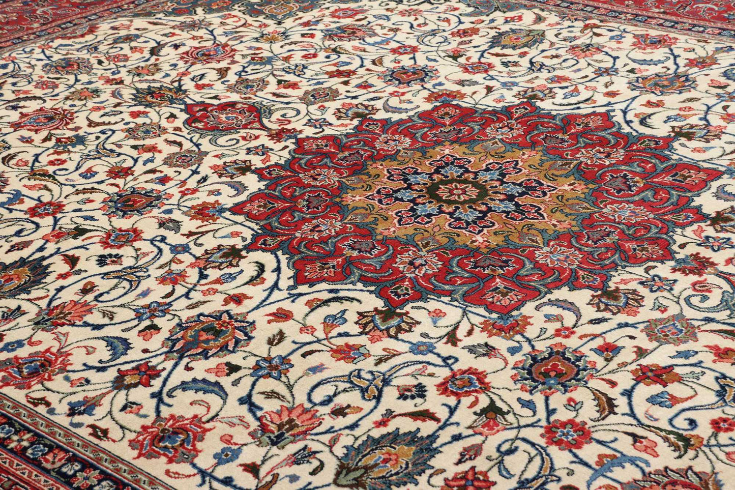 Tappeto Sarough 330 X 247 CM